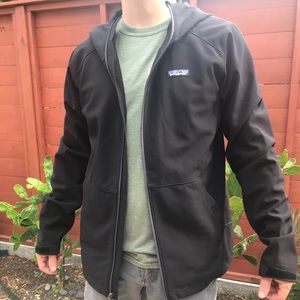 Patagonia ADZE softshell hoodie